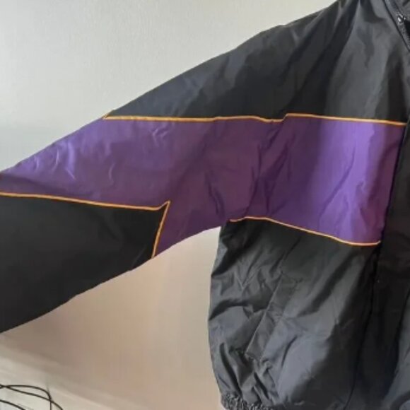 Vikings Puffer Jacket‎ - Picture 3 of 8